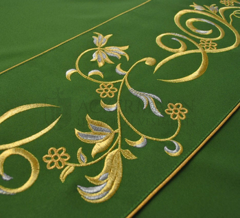 Gotische Kasel IHS model 031