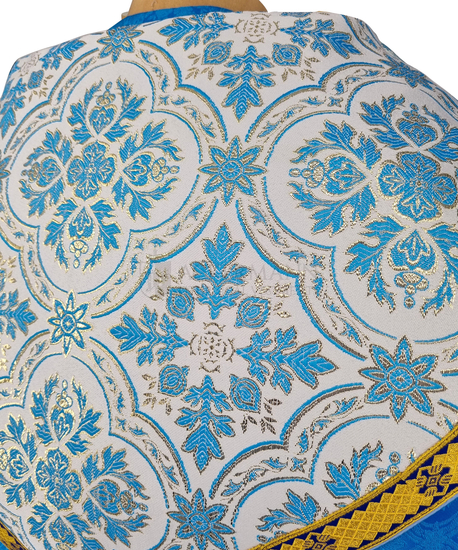 Gotische Rauchmantel mit Stola