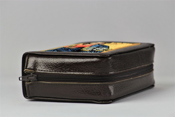 Cover für die Bibel mit Stickerei