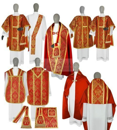 Satz liturgischer Gewänder