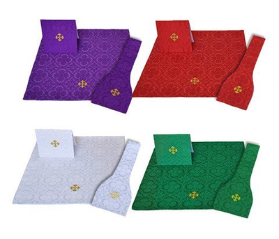 Garnitur von Bursae, Manipeln, Kelchvela