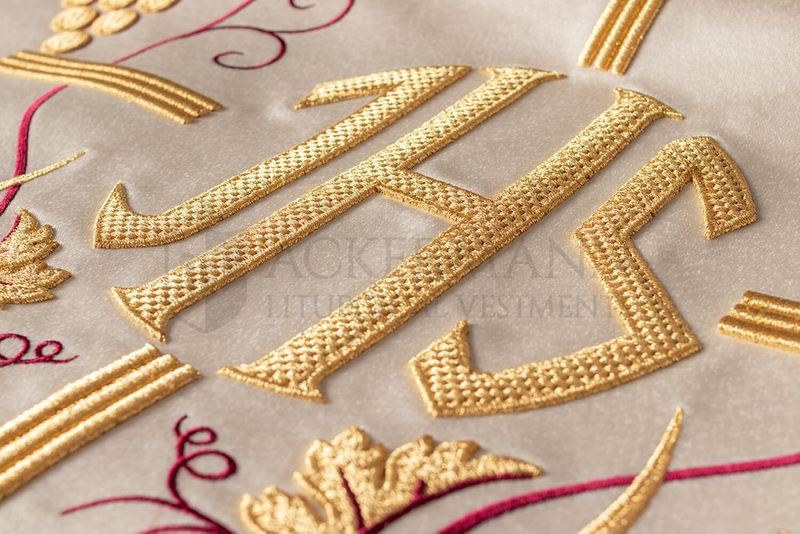 Gotische Rauchmantel mit Stola 001